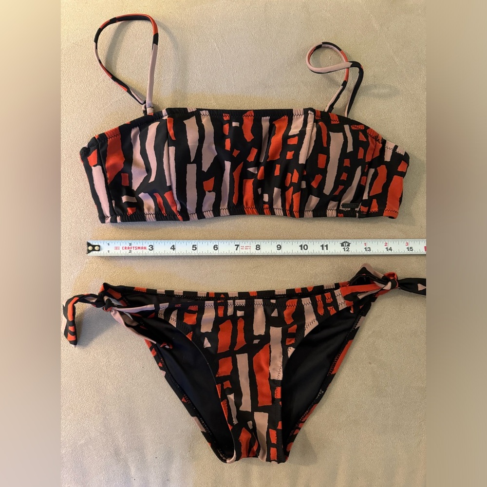 VOLCOM Bandeau Style Swim Suit Size Small